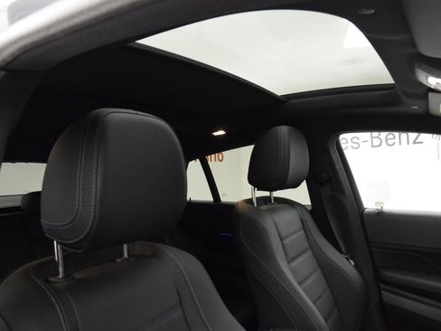 Used 2025 Mercedes-Benz GLE 450 4MATIC Coupe image 18