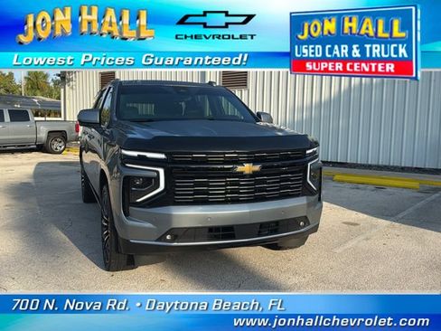 Used 2025 Chevrolet Suburban High Country AWD/4WD image 18
