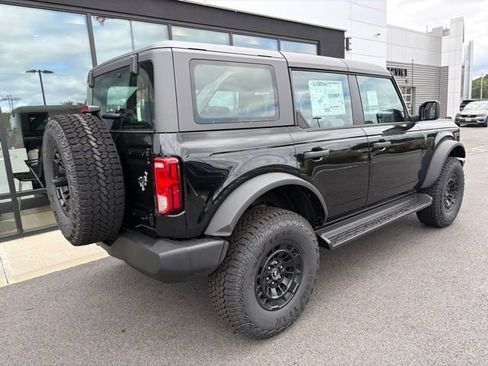 New 2026 Ford Bronco 4-Door w/ Sasquatch Package AWD/4WD image 3
