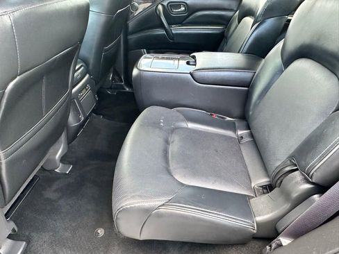 Used 2024 INFINITI QX80 Luxe image 7