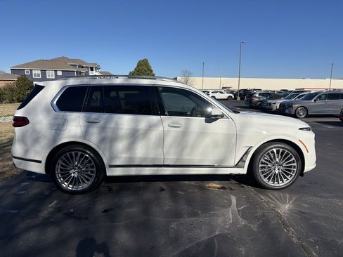 New 2026 BMW X7 xDrive40i w/ Executive Package image 6