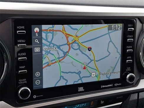 Used 2023 Toyota Tacoma Limited image 17