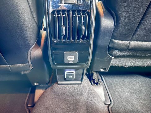 Certified 2024 Jeep Compass Limited image 26