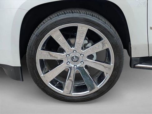 Used 2017 GMC Yukon Denali AWD/4WD image 27