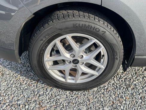 Used 2023 Ford Edge SEL image 12