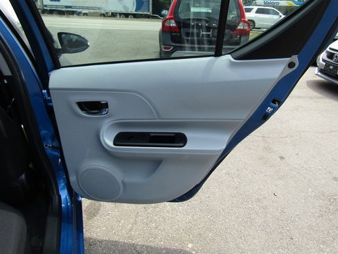 Used 2012 Toyota Prius C Two FWD image 21