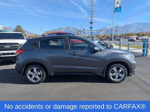 Used 2016 Honda HR-V LX image 2