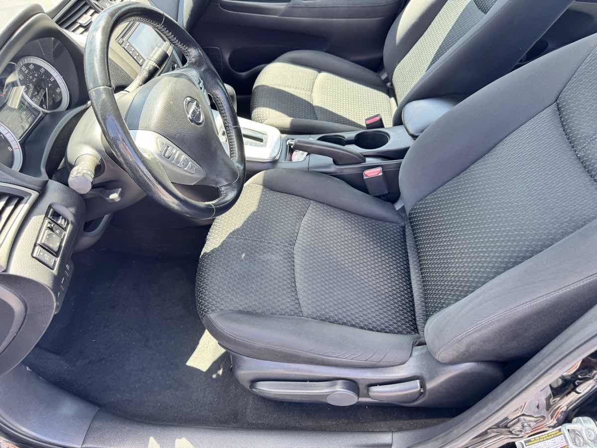 Used 2013 Nissan Sentra SR w/ Driver Pkg FWD image 34