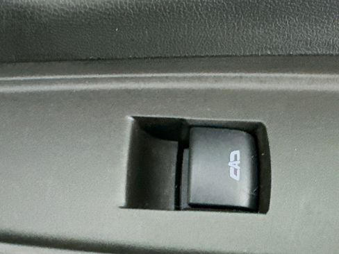 Used 2023 Chevrolet Bolt EUV LT w/ Convenience Package image 29