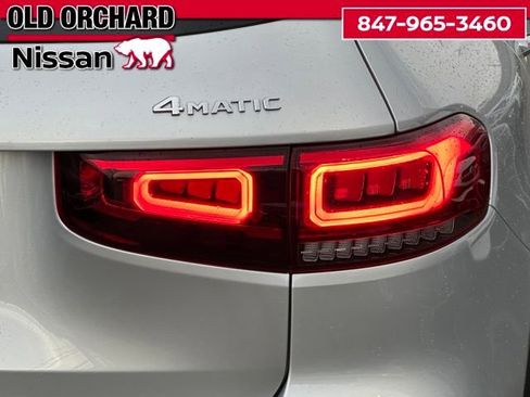 Used 2022 Mercedes-Benz GLB 250 4MATIC image 8