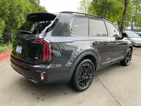 Used 2025 Kia Telluride EX X-Line AWD/4WD image 2