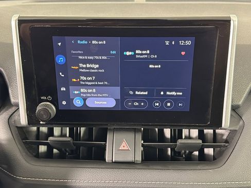 Used 2023 Toyota RAV4 LE AWD/4WD image 28