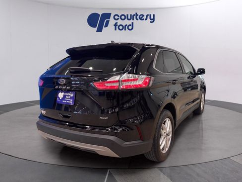 Certified 2024 Ford Edge SEL image 7