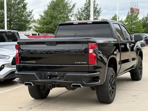 Used 2022 Chevrolet Silverado 1500 Custom Trail Boss AWD/4WD image 4