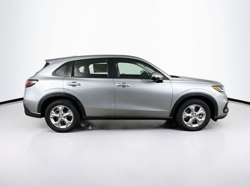 Certified 2024 Honda HR-V LX image 2
