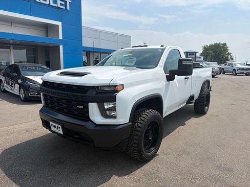 Used 2020 Chevrolet Silverado 2500 W/T w/ WT Convenience Package AWD/4WD image 2