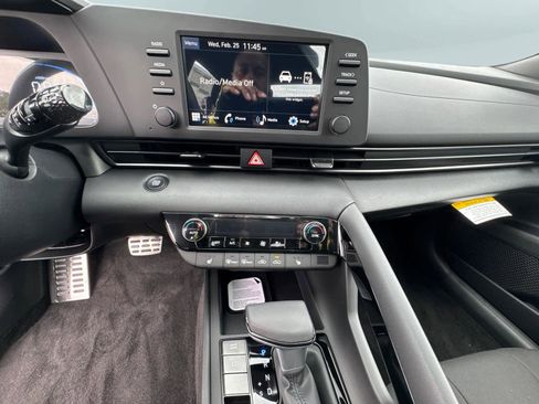 New 2026 Hyundai Elantra SEL Sport Premium FWD image 18