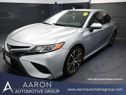 Used 2019 Toyota Camry SE w/ Carpet Mat Package
