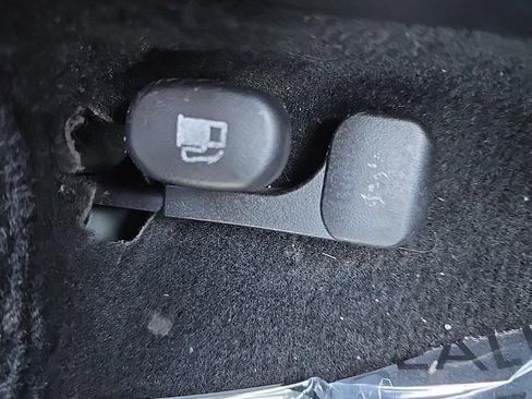 Used 2017 Kia Forte LX image 29