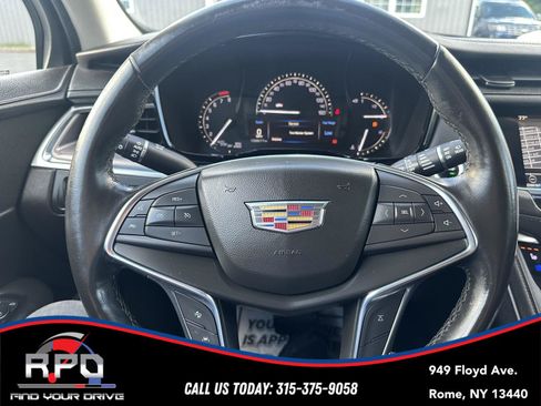 Used 2019 Cadillac XT5 Premium Luxury AWD/4WD image 19