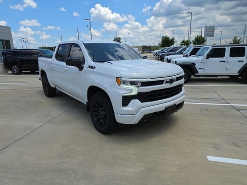 Used 2023 Chevrolet Silverado 1500 RST AWD/4WD image 7
