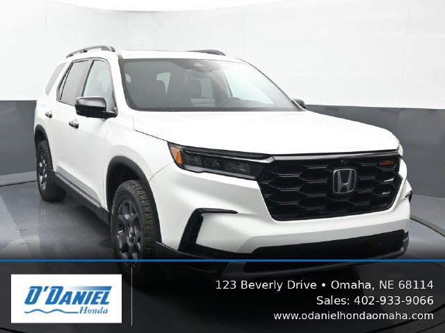 Used 2024 Honda Pilot TrailSport image 8