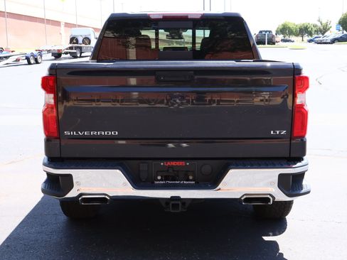 Used 2023 Chevrolet Silverado 1500 LTZ AWD/4WD image 30