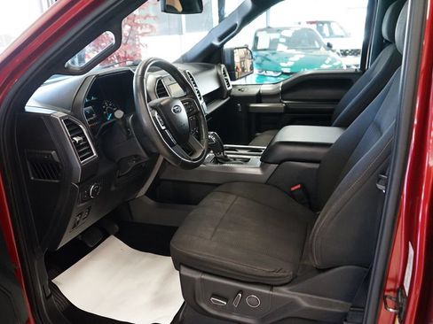 Used 2016 Ford F150 XLT w/ Equipment Group 302A Luxury AWD/4WD image 23