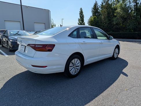 Used 2019 Volkswagen Jetta S w/ Driver Assistance Package FWD image 3