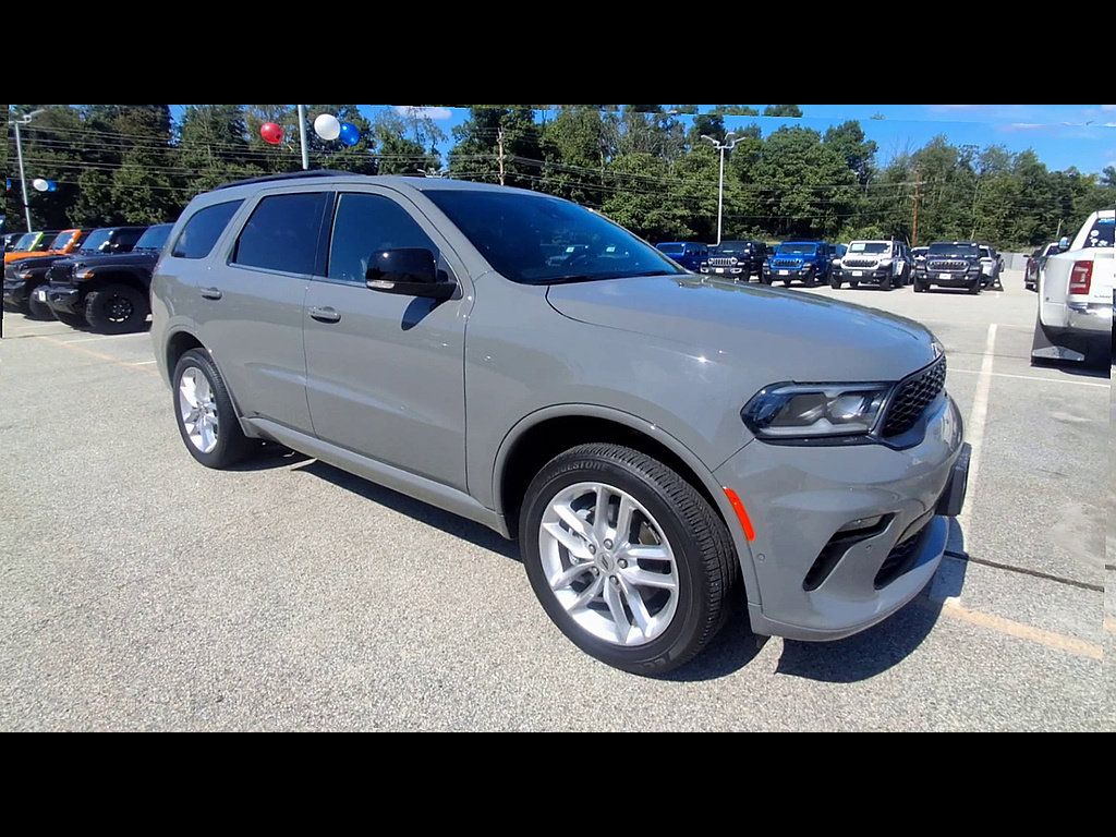 Used 2023 Dodge Durango GT AWD/4WD image 2
