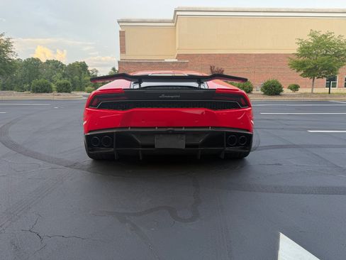 Used 2015 Lamborghini Huracan LP 610-4 AWD/4WD image 3