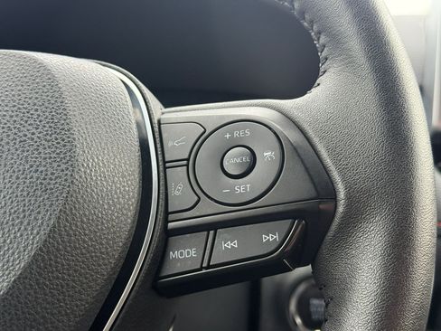 Used 2024 Toyota RAV4 Adventure image 23