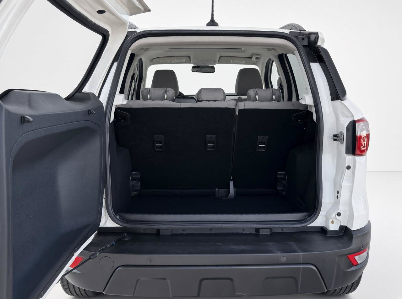 Used 2019 Ford EcoSport SE w/ SE Convenience Package FWD image 5