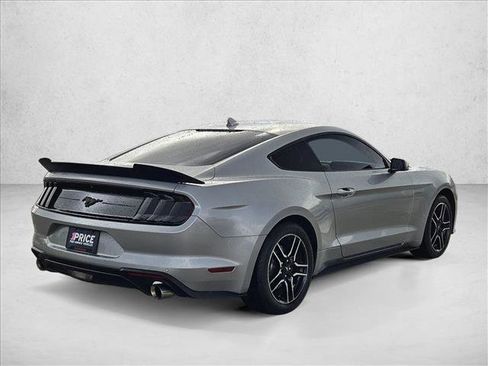 Used 2020 Ford Mustang Premium image 5