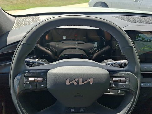 New 2026 Kia EV9 Wind AWD/4WD image 14