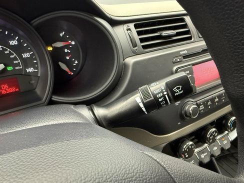 Used 2015 Kia Rio LX image 25