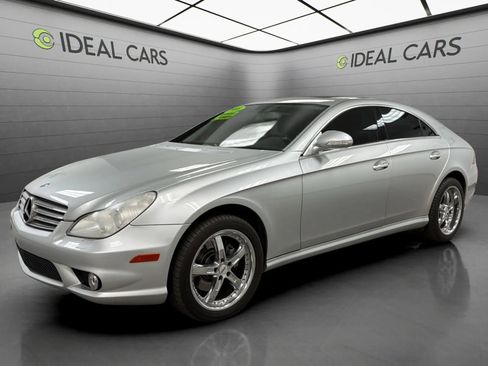 Used 2008 Mercedes-Benz CLS 550 image 1