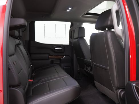 Used 2020 Chevrolet Silverado 1500 LT Trail Boss AWD/4WD image 15