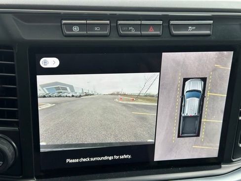 Used 2024 Ford F350 Limited image 23