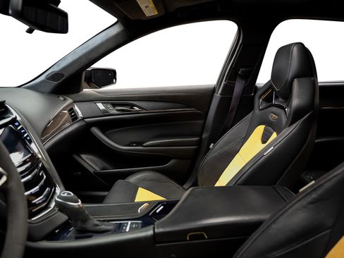 Used 2017 Cadillac CTS V w/ Carbon Fiber Package RWD image 61
