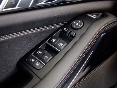 New 2026 BMW X7 xDrive40i w/ Executive Package image 19