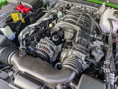 New 2026 Jeep Gladiator Sport AWD/4WD image 28