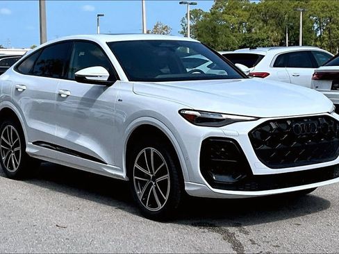 New 2026 Audi Q5 Premium Plus AWD/4WD image 2
