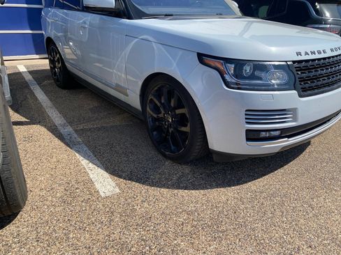 Used 2017 Land Rover Range Rover Supercharged AWD/4WD image 10