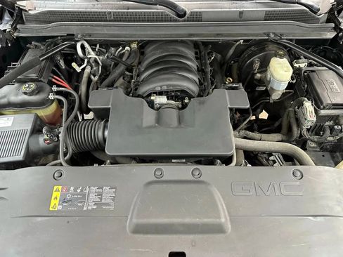 Used 2019 GMC Yukon XL SLE AWD/4WD image 12