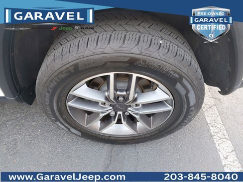 Used 2021 Jeep Grand Cherokee Limited w/ Luxury Group II AWD/4WD image 30