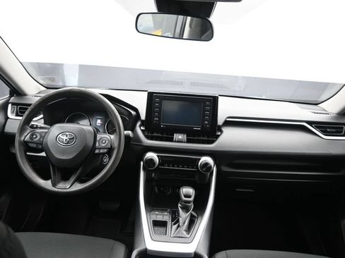 Used 2021 Toyota RAV4 LE FWD image 35