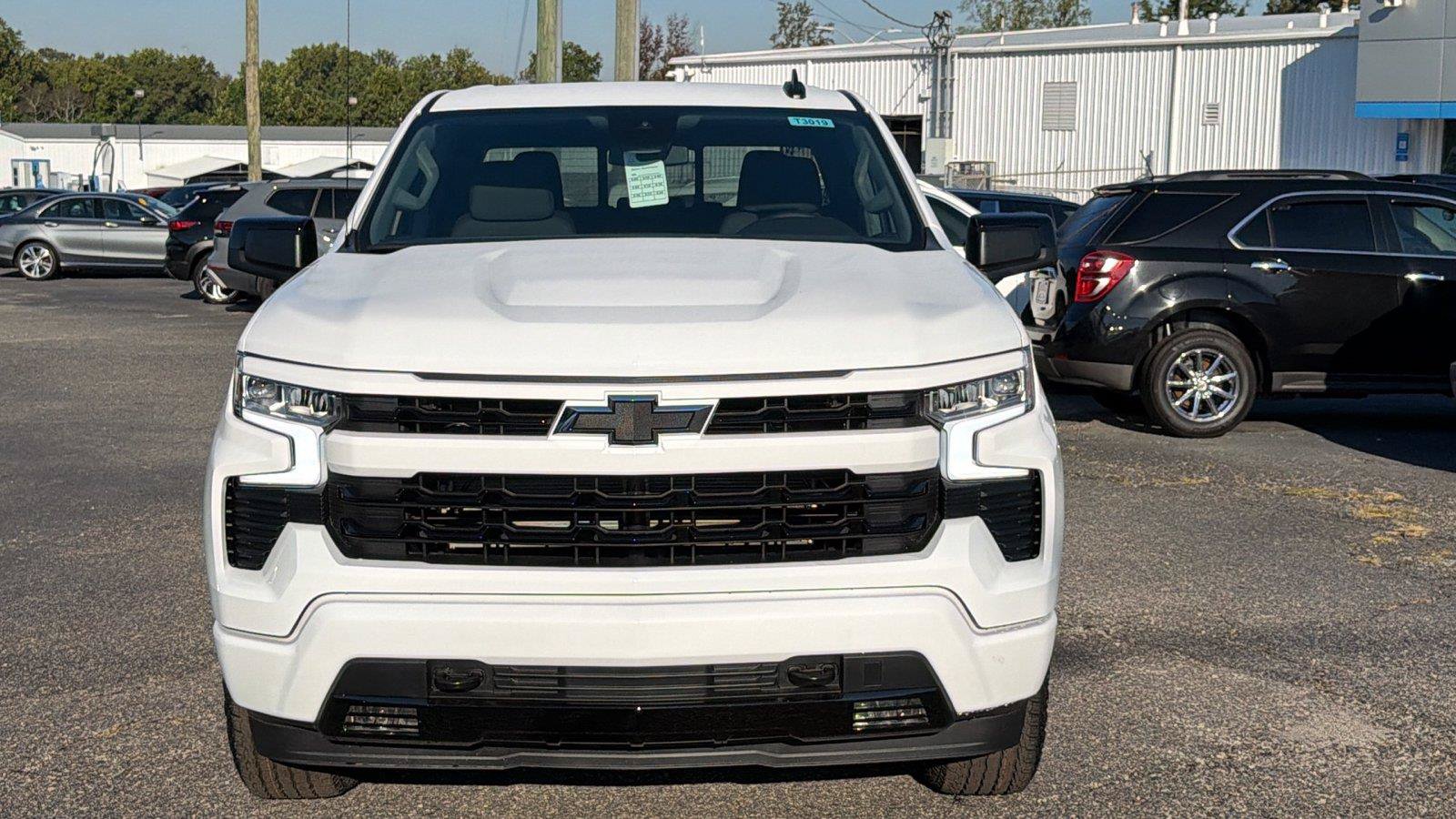 New 2026 Chevrolet Silverado 1500 RST w/ Convenience Package II AWD/4WD image 2