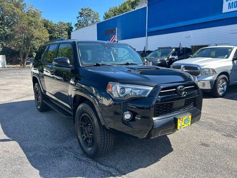 Used 2021 Toyota 4Runner Venture image 6