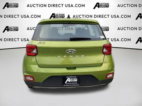 Used 2020 Hyundai Venue SE FWD image 5